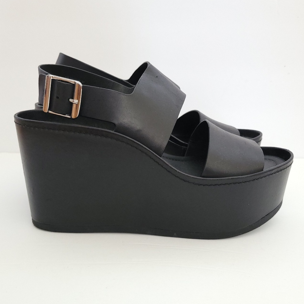 VINCE. Platform Idalia sandal